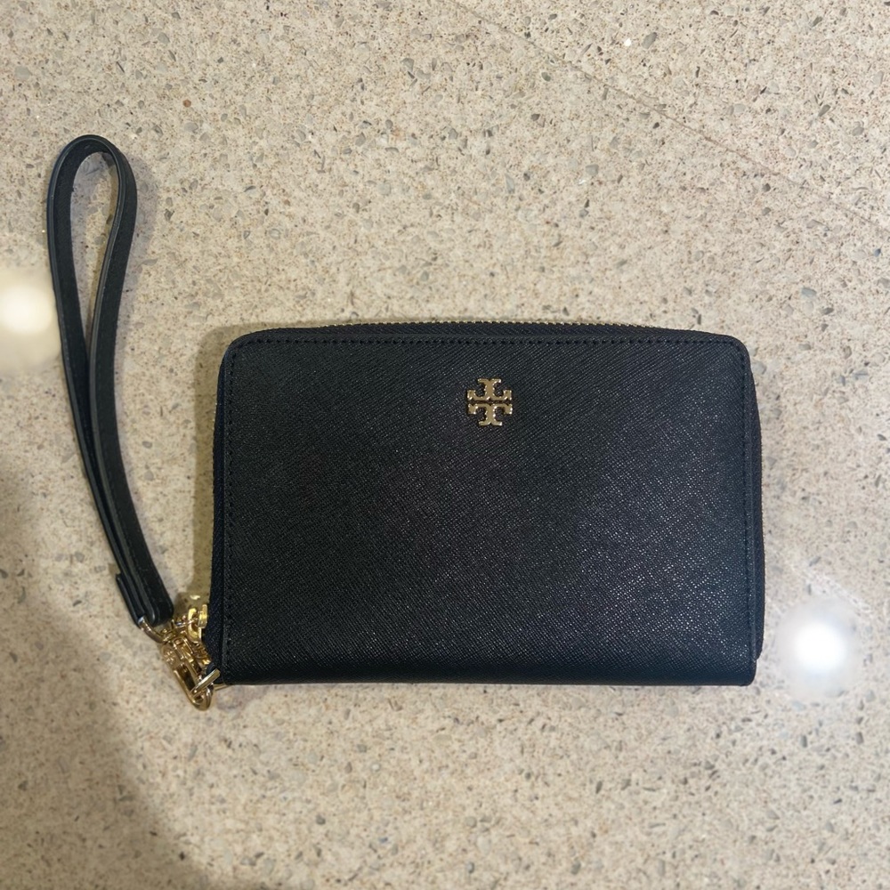 Tory Burch black leather wristlet